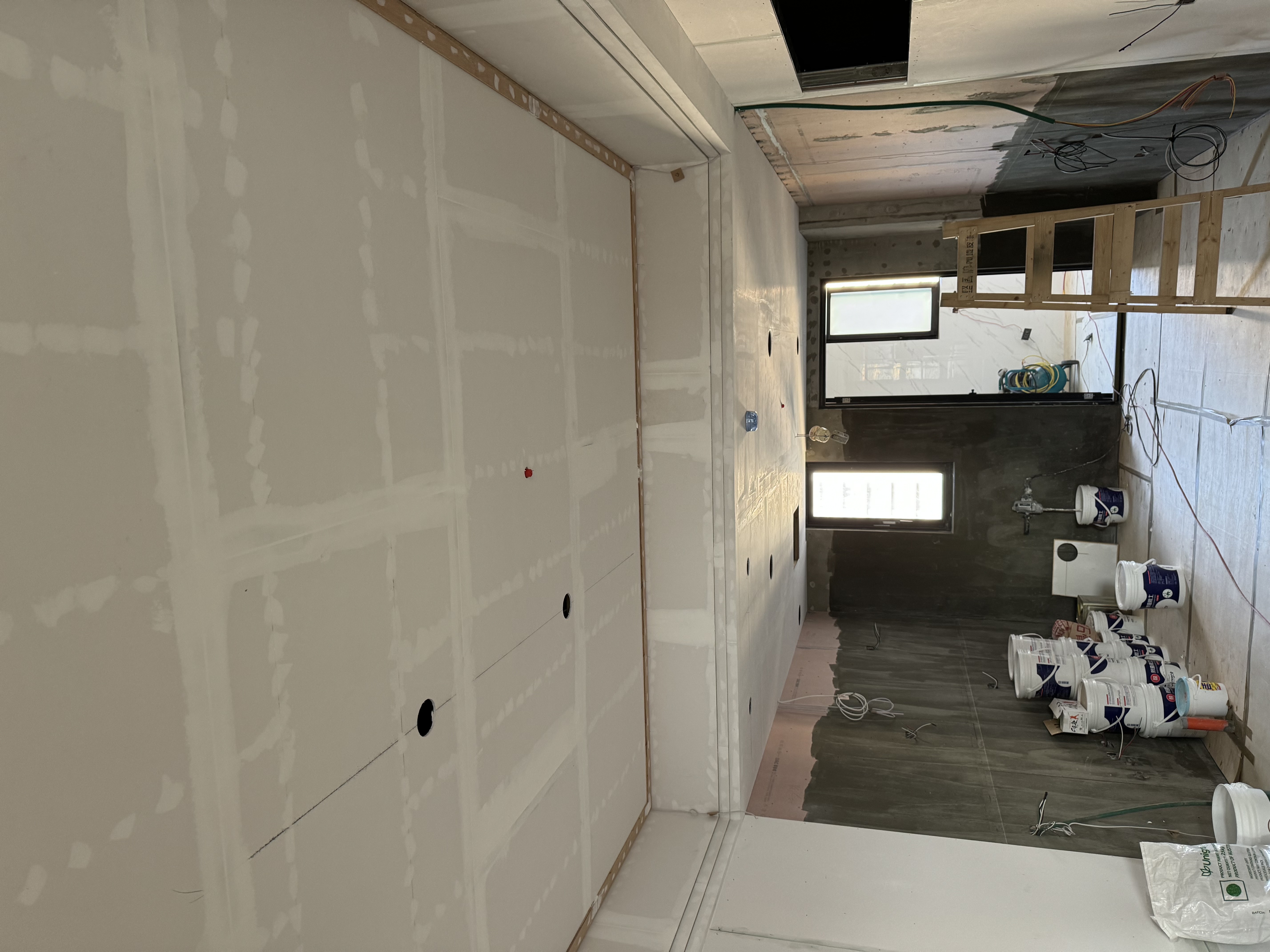 E99D7A7A-F246-4D4C-AF95-4A24E2A0677B