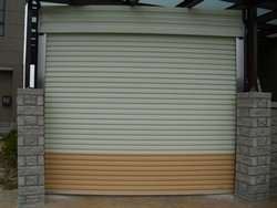 良暉捲門材料行-undefined