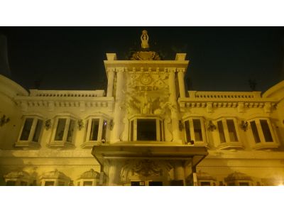 內政部移民署-undefined