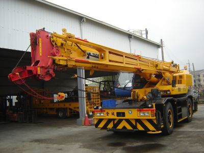 金城吊車堆高機-undefined