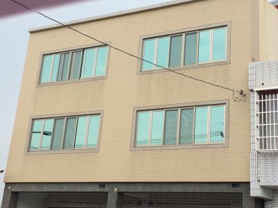 尚理想實業社-undefined