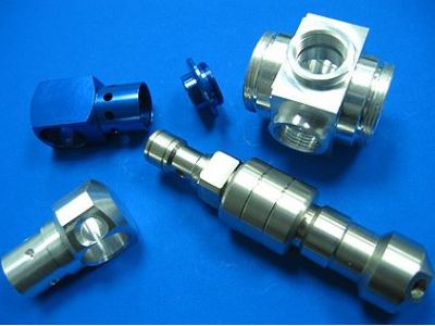 厚群工業股份有限公司-undefined