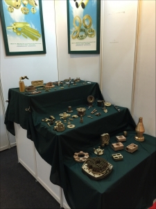 馨蓮企業有限公司-undefined