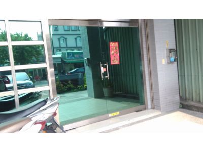 展右企業有限公司-undefined