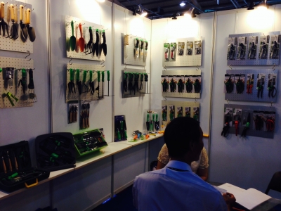 潤鴻企業股份有限公司-undefined