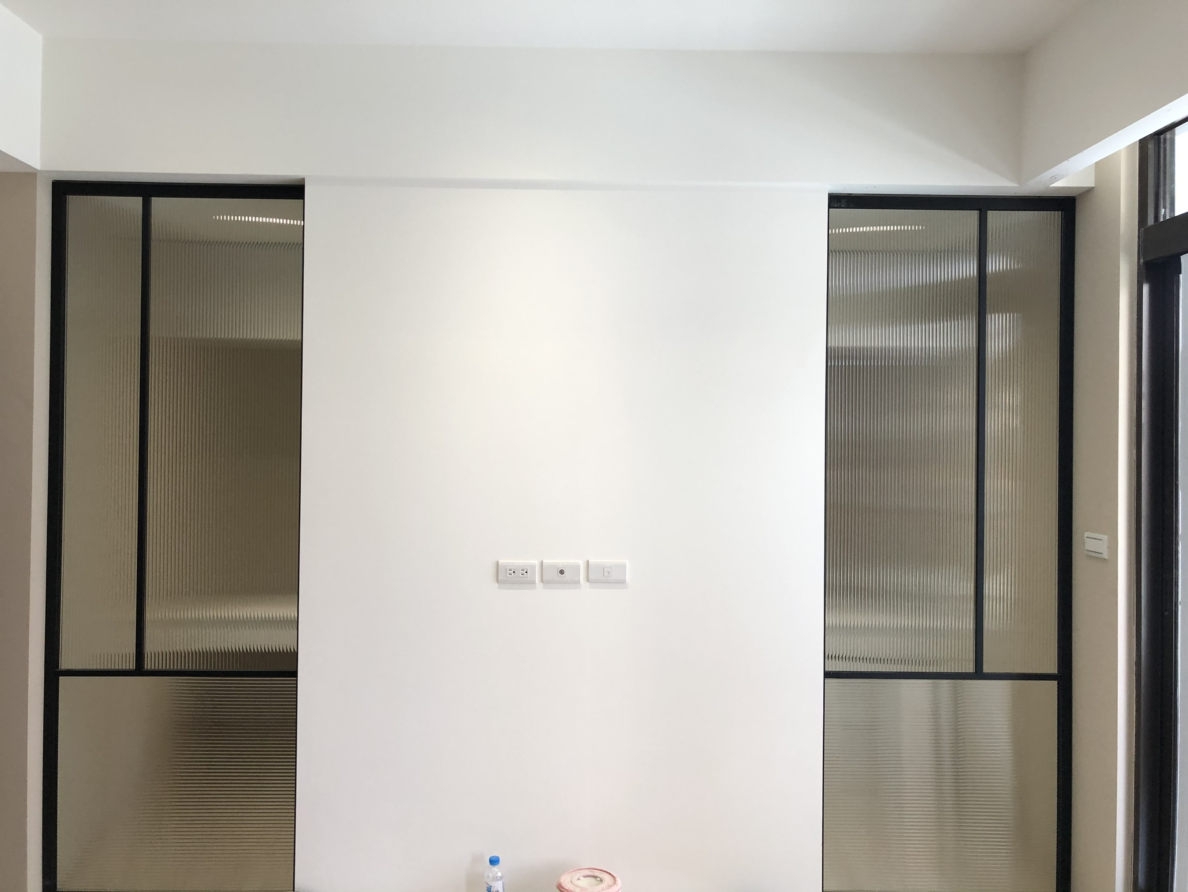 金弘鋁門窗行-undefined