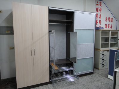 鈦新鐵櫃家具行-undefined