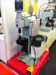 鴻錩機械股份有限公司-undefined