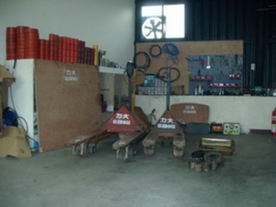 力大機械企業社-undefined