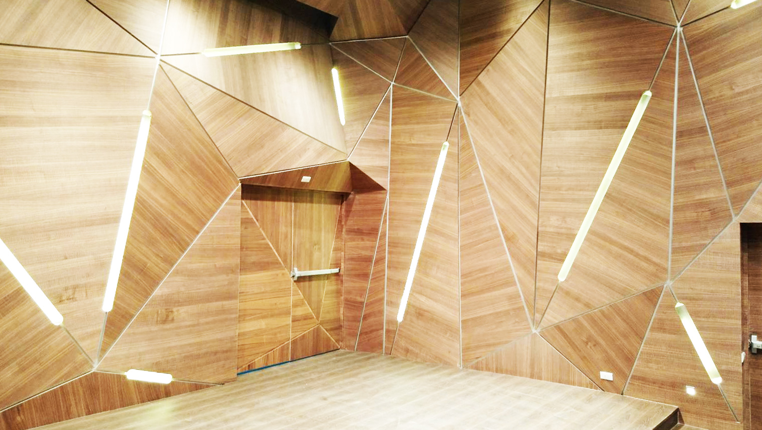 經典工程行-undefined