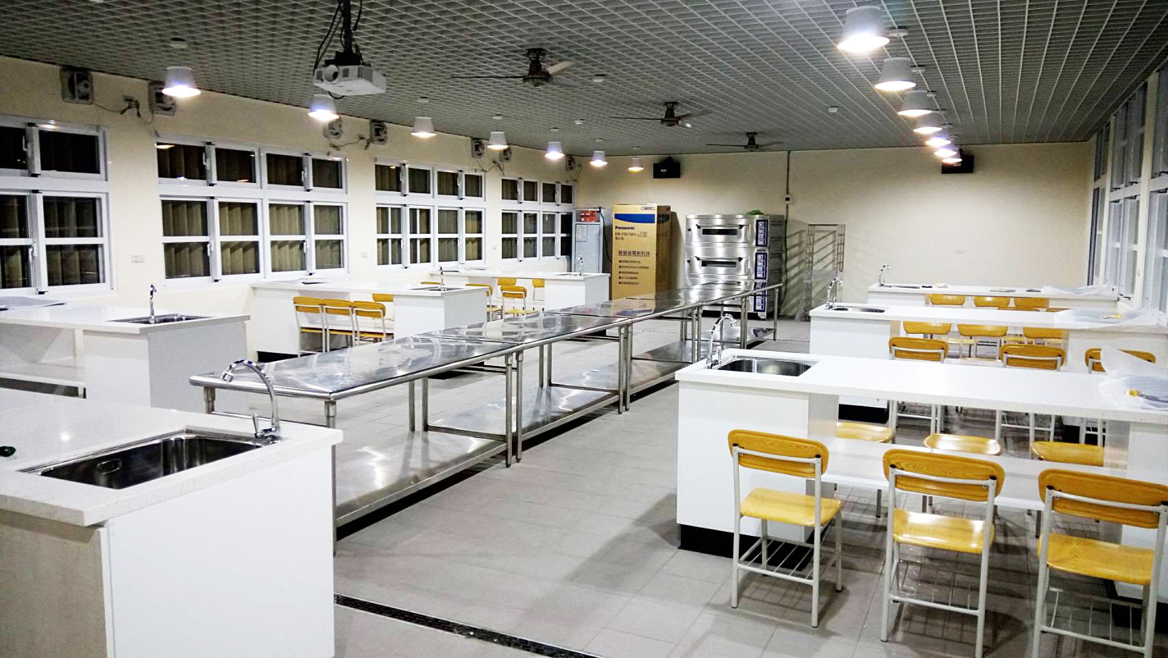 經典工程行-undefined